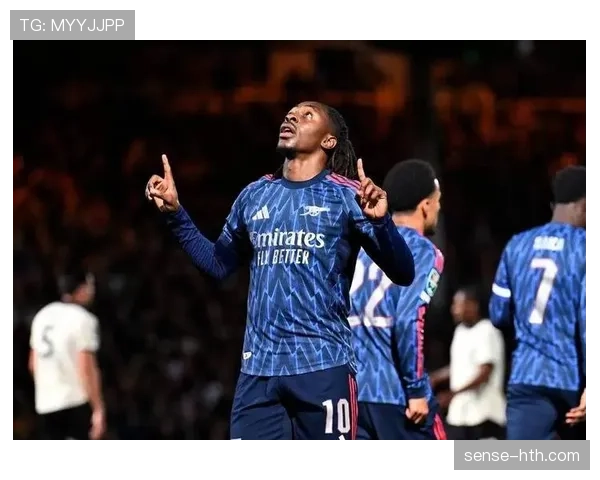 阿森纳防线稳定性波动影响争冠形势,当前赛季防守表现阶段性变化 阿森纳防线稳定性波动影响争冠形势,当前赛季防守表现阶段性变化