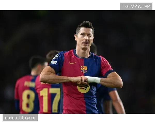 莱万:体系射手质疑与真实效率解析 莱万:体系射手质疑与真实效率解析