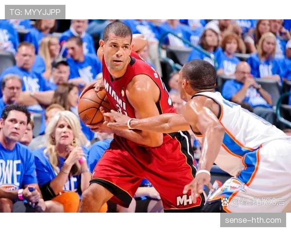 巴蒂尔无球跑动牵制防守，3D价值改变球队攻防结构